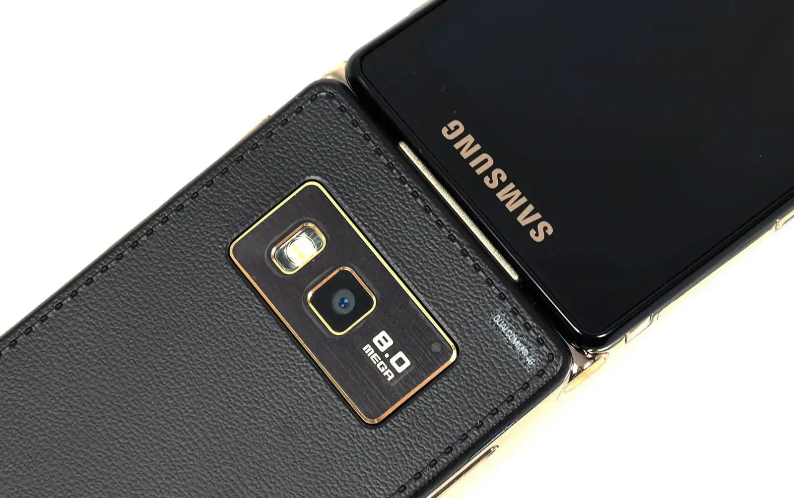 Samsung planeja lançar celular flip topo de linha