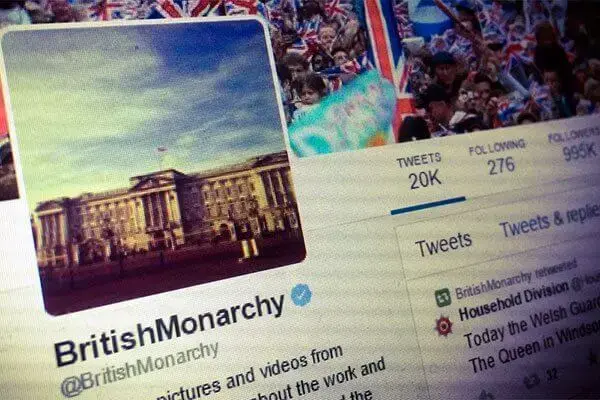 Como acompanhar a familia real britanica no twitter 1