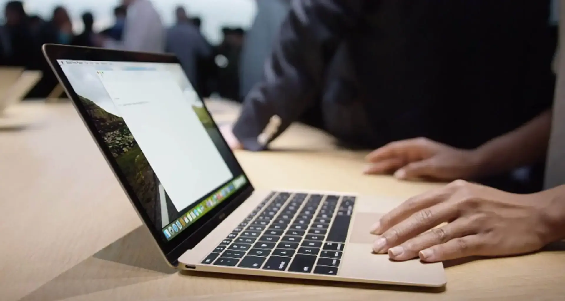 Novo macbook 2015 no consertos. Com