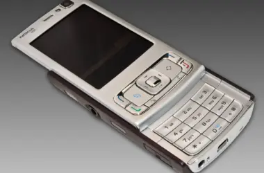 N95 front slide open