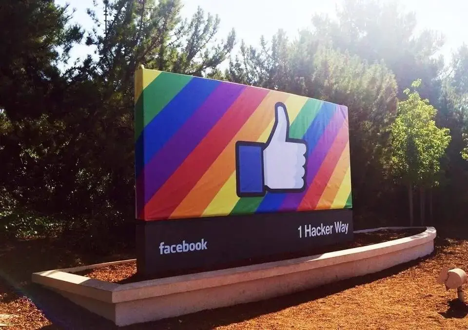 Facebook welcome sign