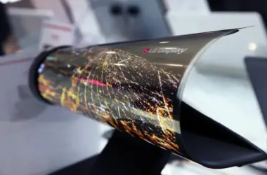 Lg foldable display