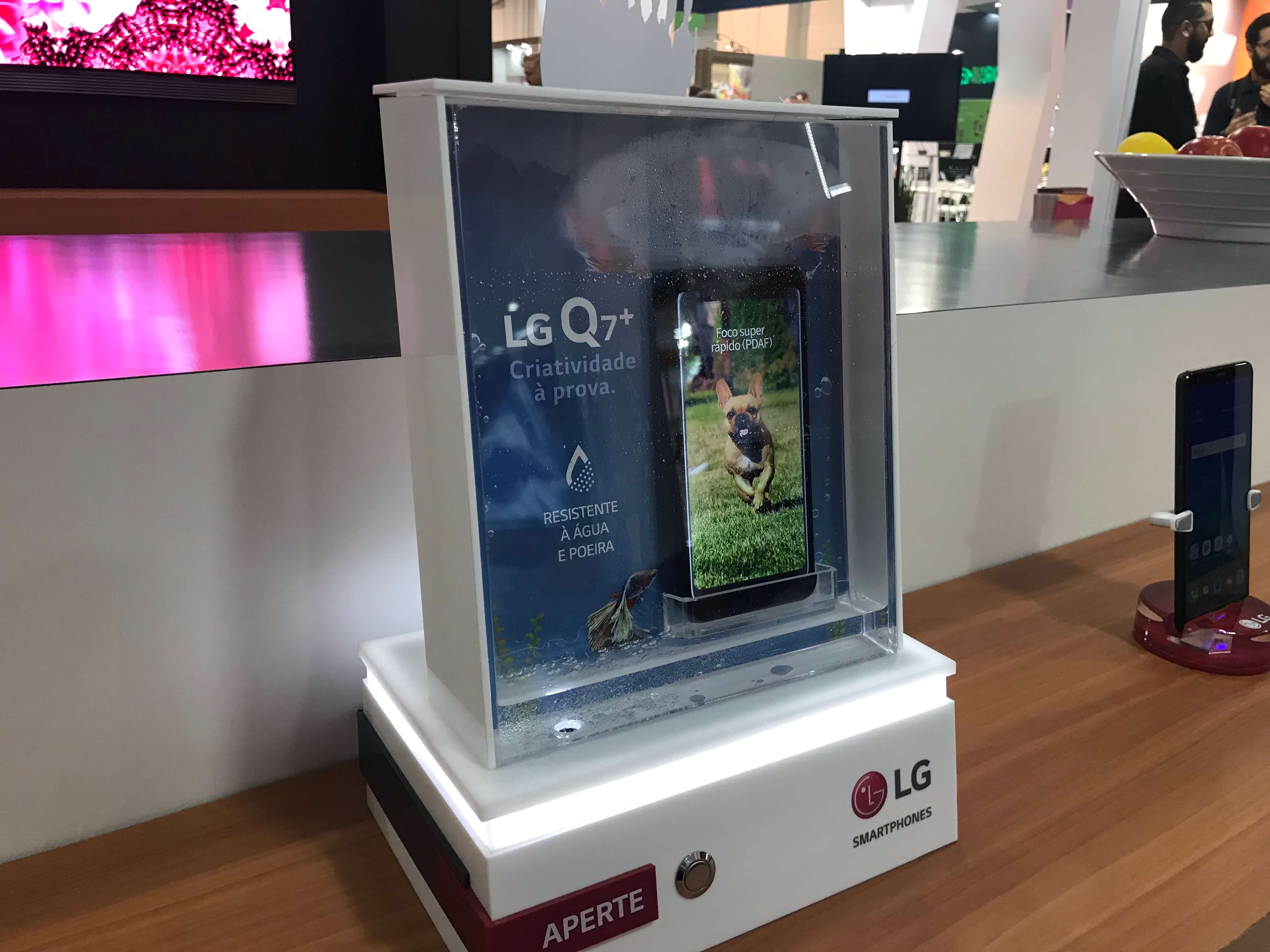 Linha lg q - showmetech