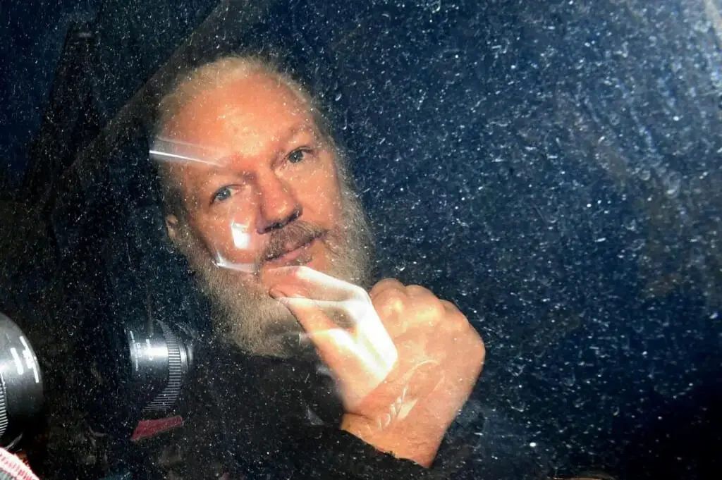 Julian assange