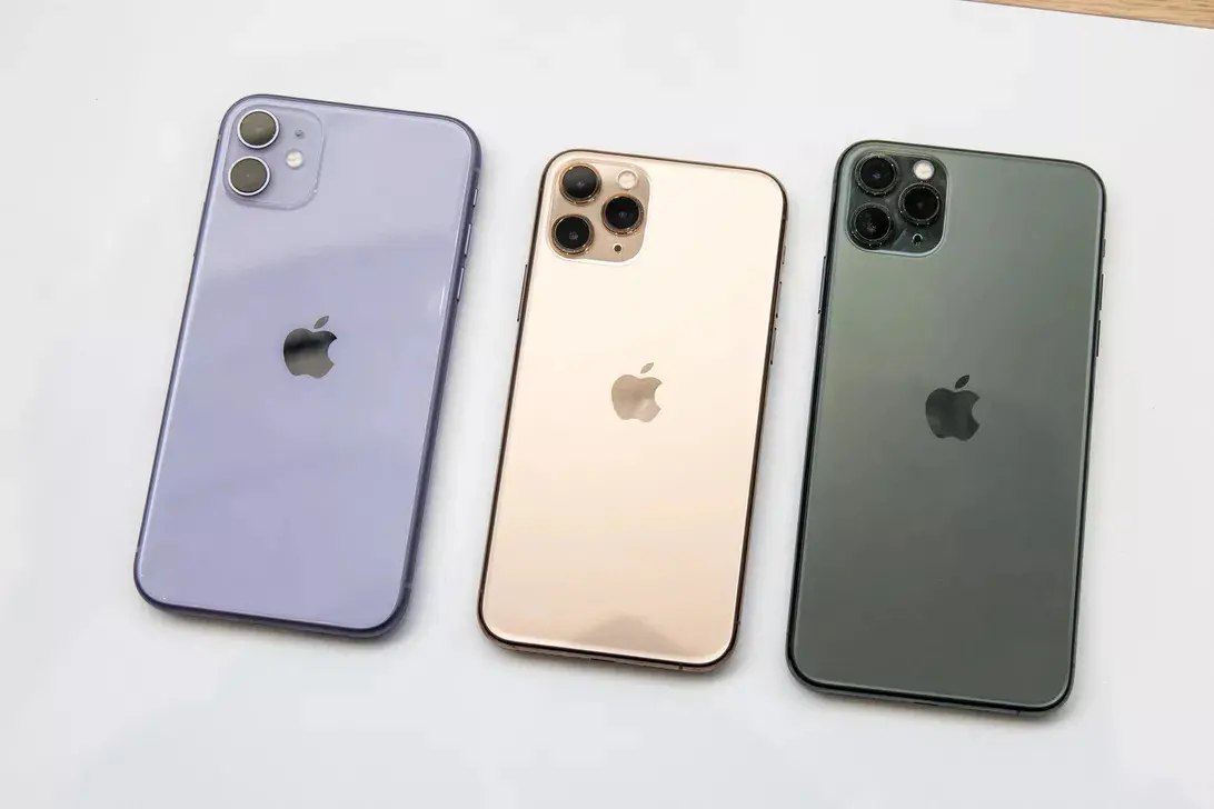 Сравнение: iPhone 11 x iPhone 11 Pro x iPhone 11 Pro Max