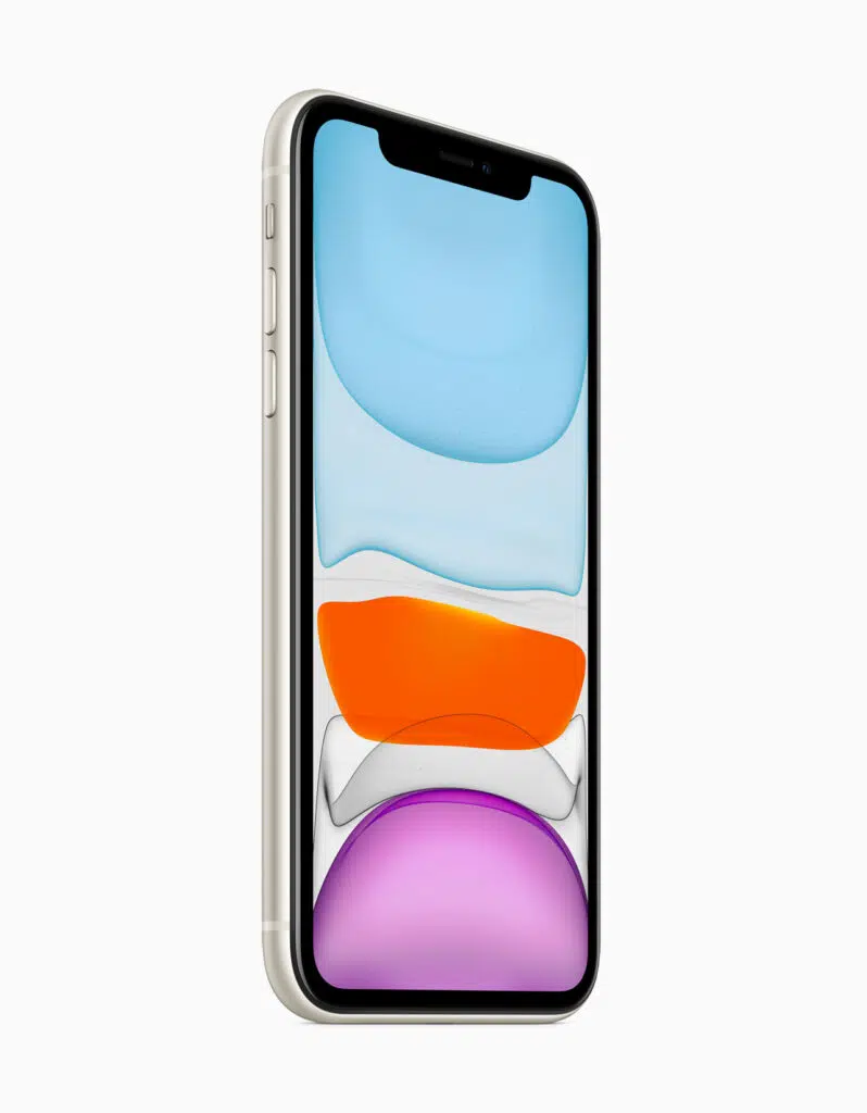 A tela liquid retina do iphone 11 faz um bom trabalho, mas ao lado da super retina xdr do pro não impressiona