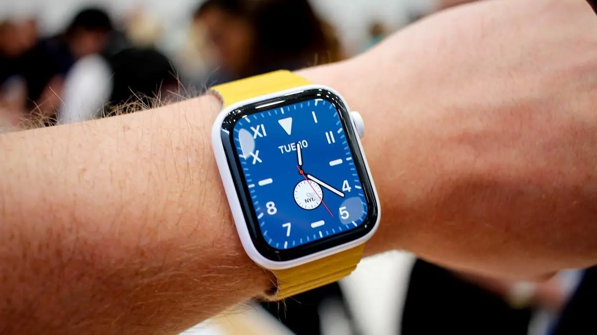 Create smartwatches review review apple watch series 5 image1 ztzlwrxugs