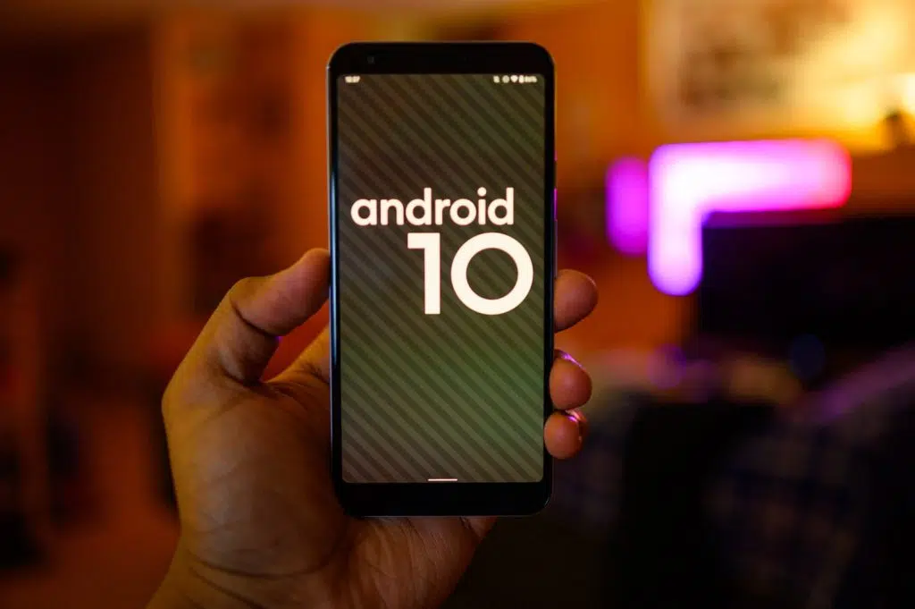 Atualmente são mais de 1. 300 marcas usando o android