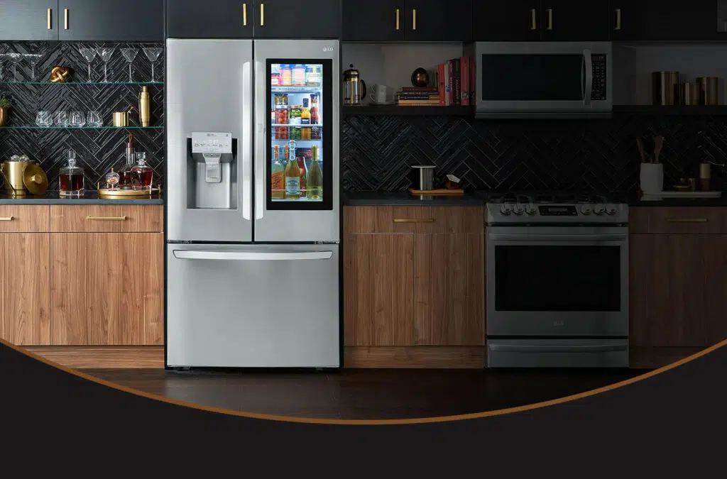 Refrigerador equipado com a tecnologia instaview da lg permite espiar dentro da geladeira sem abrir a porta.