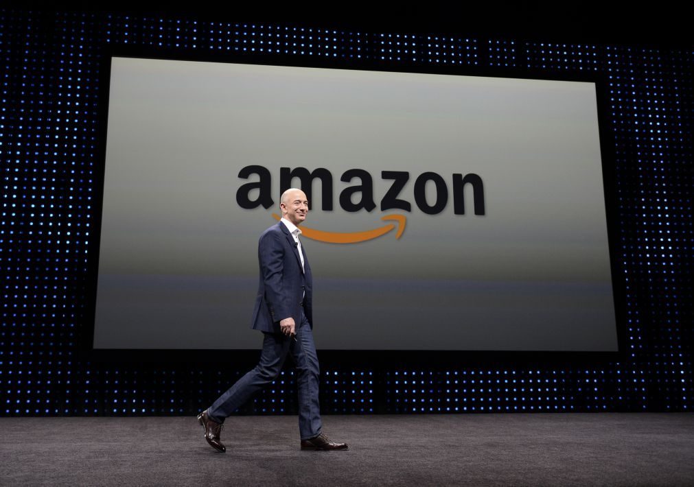 Amazon lan ar  frota de 100 000 ve culos el tricos de entrega em 2021 - 74