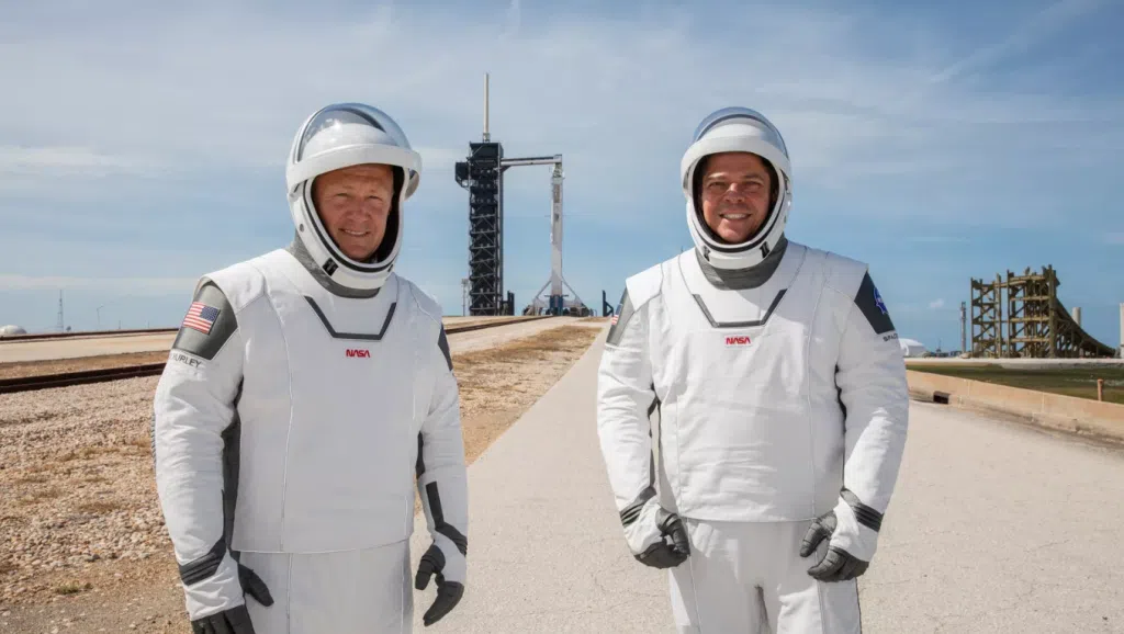 Astronautas bob behnken e doug hurley