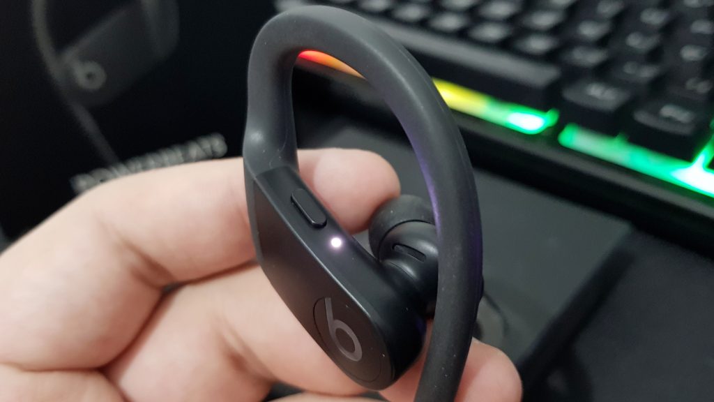 REVIEW  Powerbeats foca em usabilidade para  vidos esportistas - 14