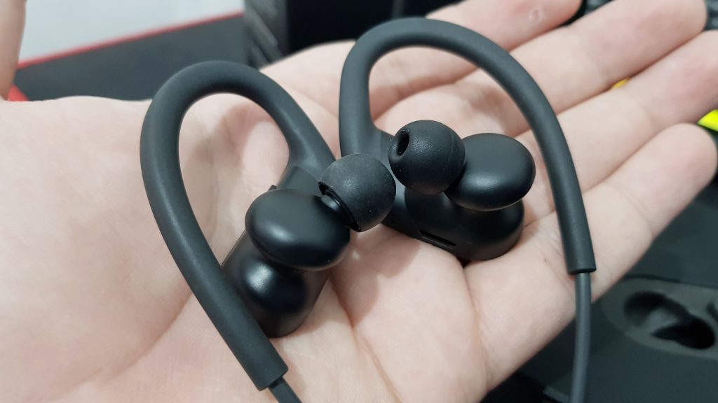 REVIEW  Powerbeats foca em usabilidade para  vidos esportistas - 7