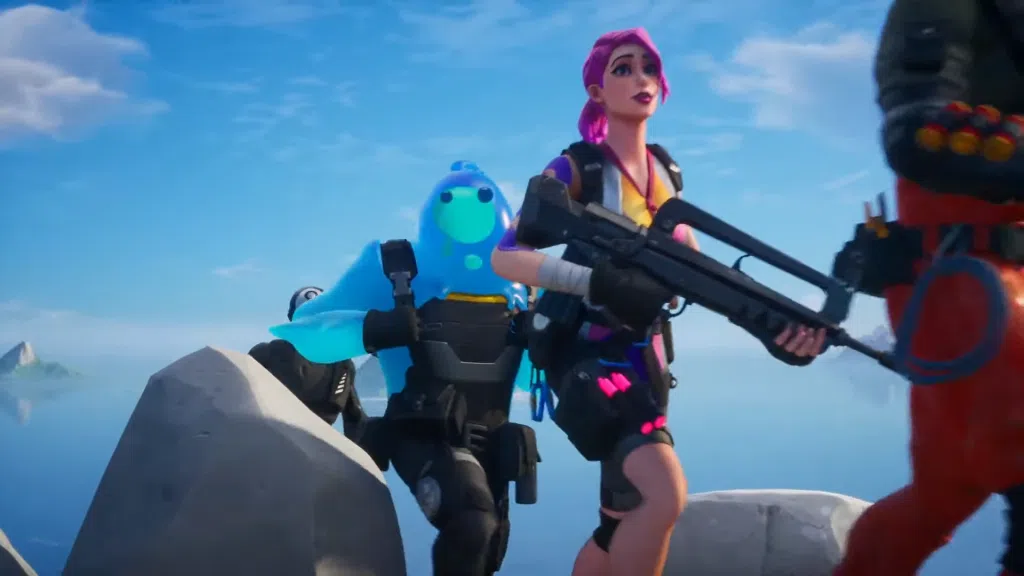 Duas personagens de fortnite armadas com rifles andando numa colina, uma moça de cabelo roxo na frente e uma criatura que parece uma geleia azul atrás