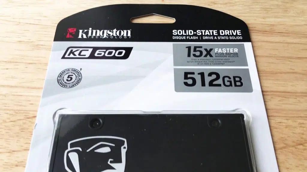 Caixa do ssd kc600 da kingston