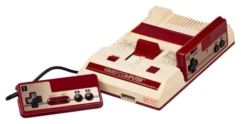 O primeiro console da história da nintendo, o family computer, mais conhecido como famicom.