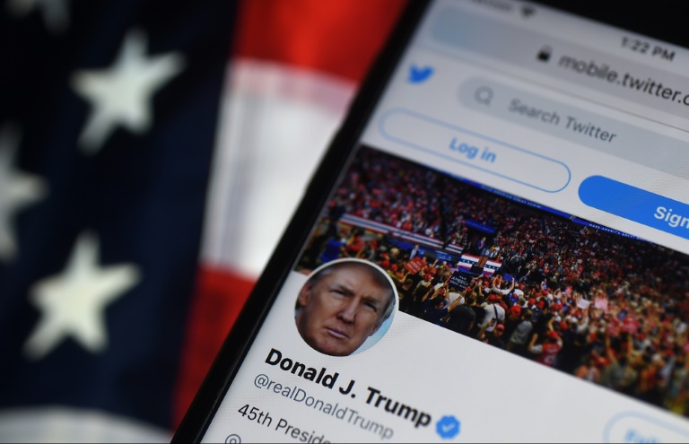 Bloqueio de Trump no Twitter reduz desinforma  o sobre elei  o em 73  - 56