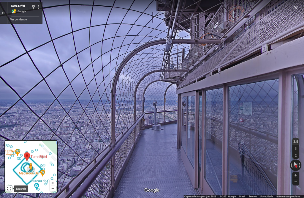 Captura de tela do google maps em computador com street view aberto na torre eiffel. No canto inferior esquerdo, o mapa dentro de um retângulo e a opção expandir em destaque.