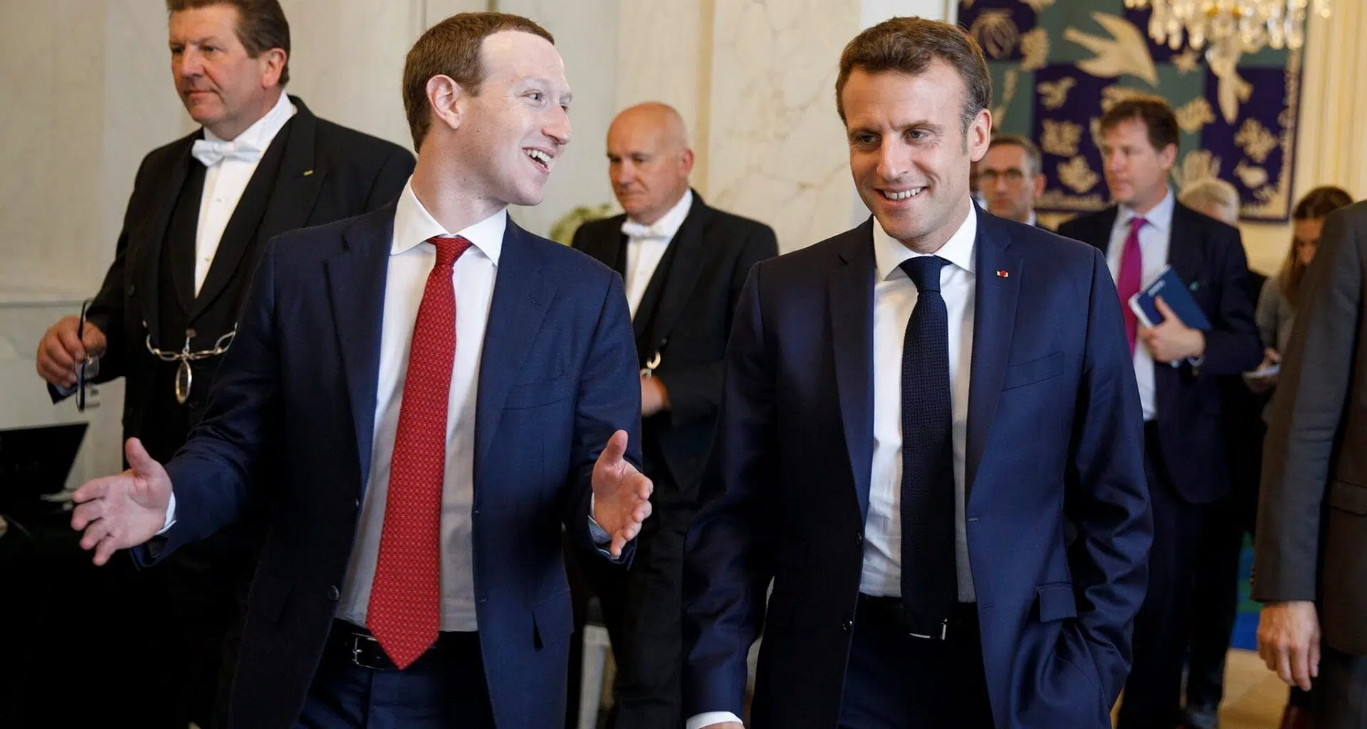 Zuckerberg e macron