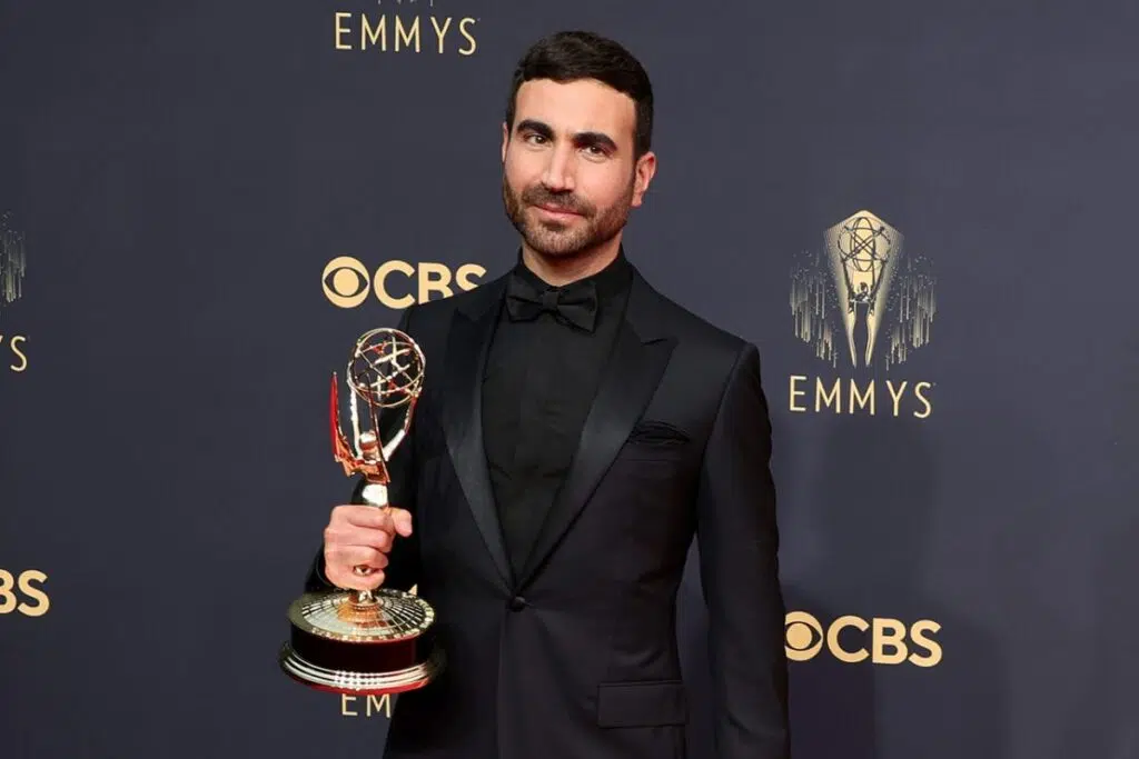 Os vencedores do emmy 2021 e os melhores momentos da premiação. A 73ª edição do emmy ocorreu na noite de domingo (19). Confira a lista dos ganhadores e dos melhores momentos do emmy 2021.