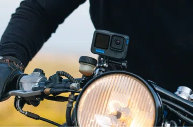 Gopro apresenta hero10 black em websérie no youtube