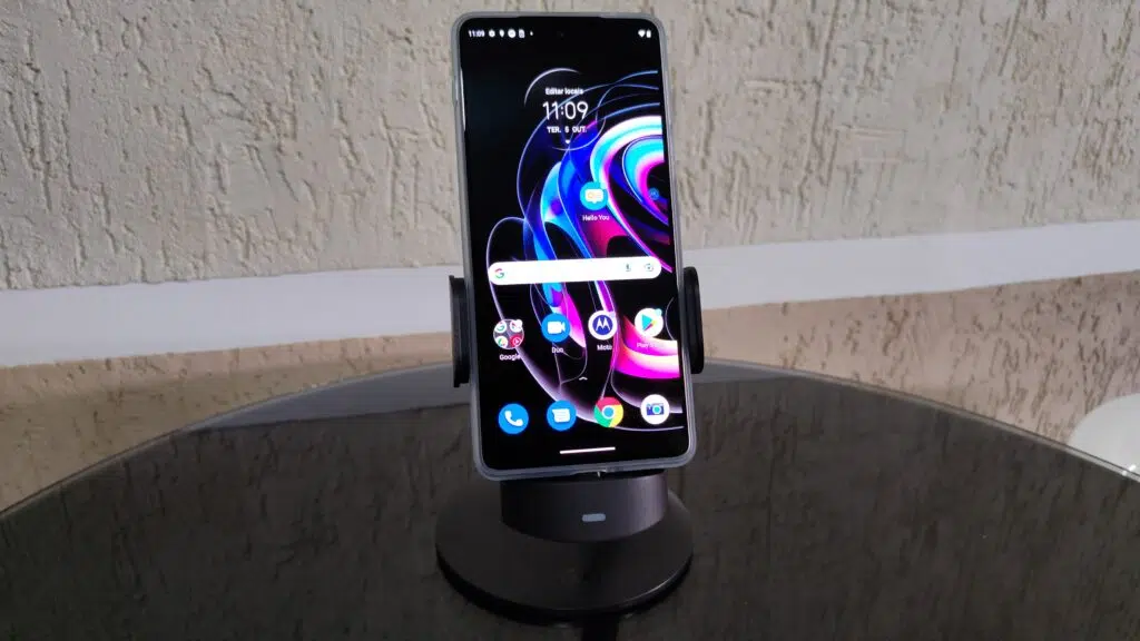 Review: motorola edge 20 pro é o celular premium com um leve amargor. O motorola edge 20 pro se sai bem em quase tudo e ganha destaque com o ready for, mas passa a sensação que falta algo