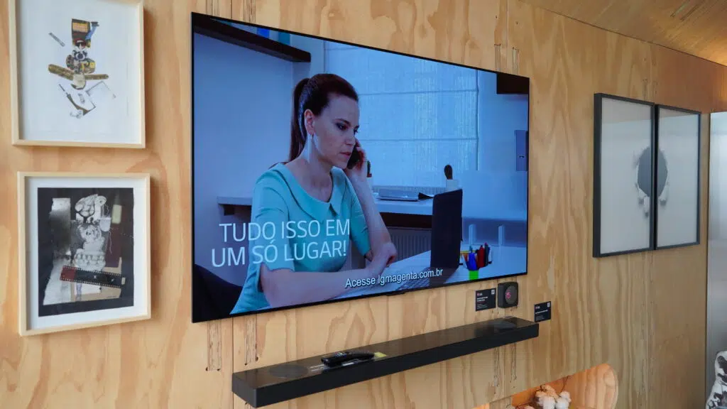 Casacor 2021 apresenta conceito de casa conectada com a lg do brasil. Aparelhos como geladeiras, máquinas de lavar e até mesmo closet inteligente apareceram no casacor 2021. Confira as novidades!