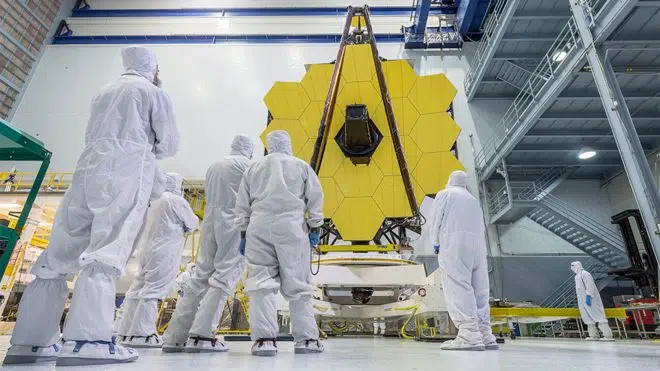 Telescópio james webb sendo desenvolvido pela nasa e esa