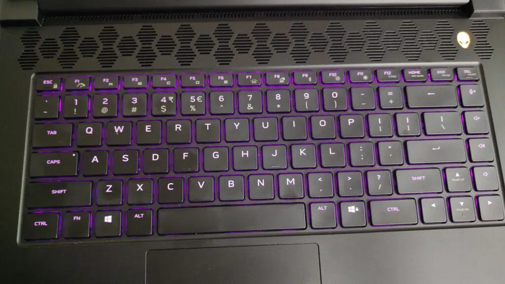 Teclado rgb personalizável (imagem/felipe vidal)