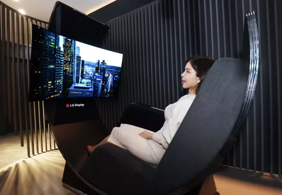 Lg apresenta poltrona com tela curvada media chair