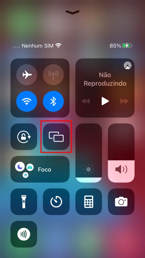 Selecione a opção de espelhar tela. Imagem: showmetech