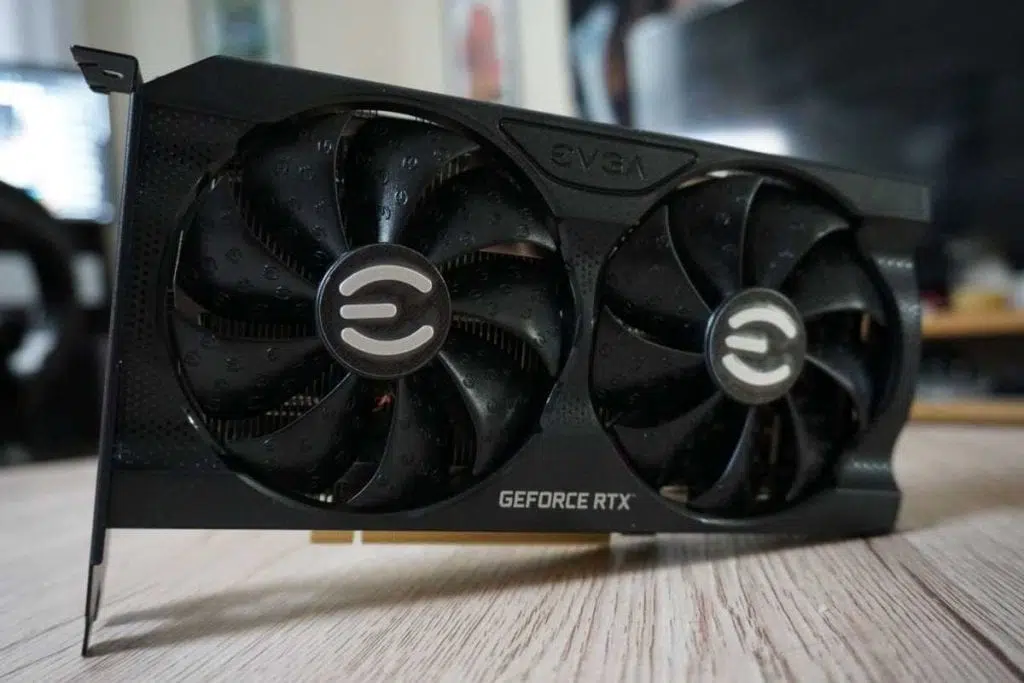 Rtx 3050 vs rx 6500 xt: qual vale mais a pena?. Nesse comparativo, a gente comenta as avaliações da crítica internacional sobre as melhores gpus de entrada de 2022