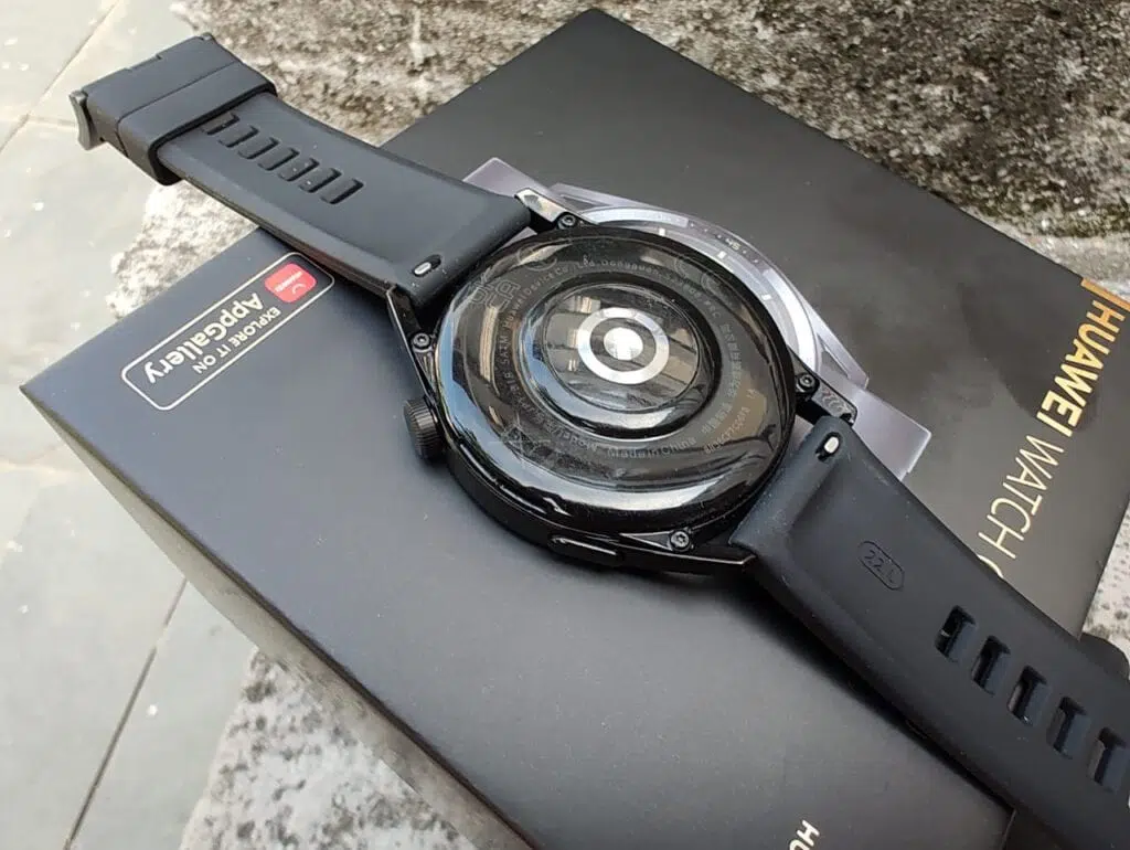 Traseira do huawei watch gt 3 é muito bonita