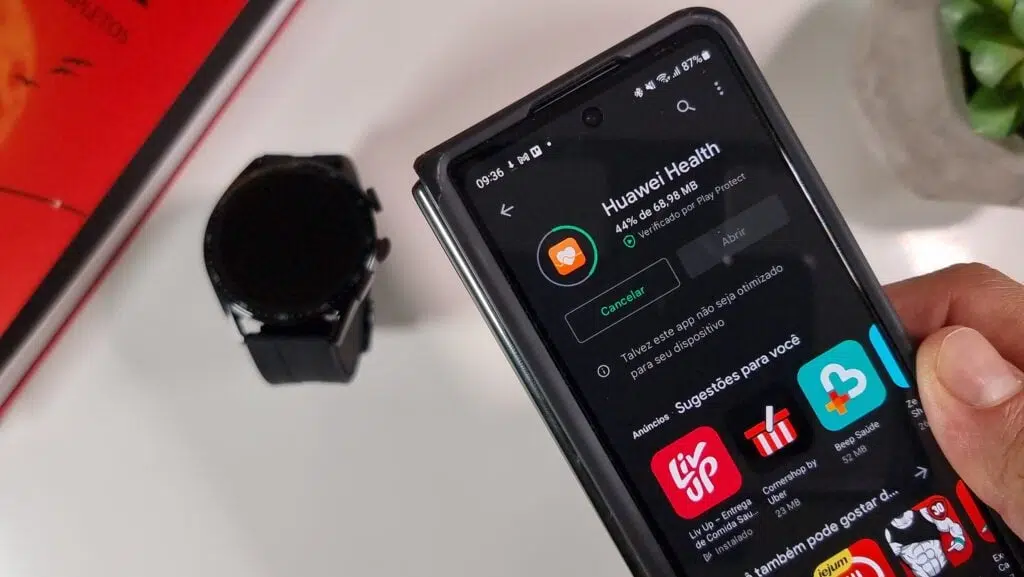 Aplicativo huawei health sendo instalado em um smartphone com android pela google play store