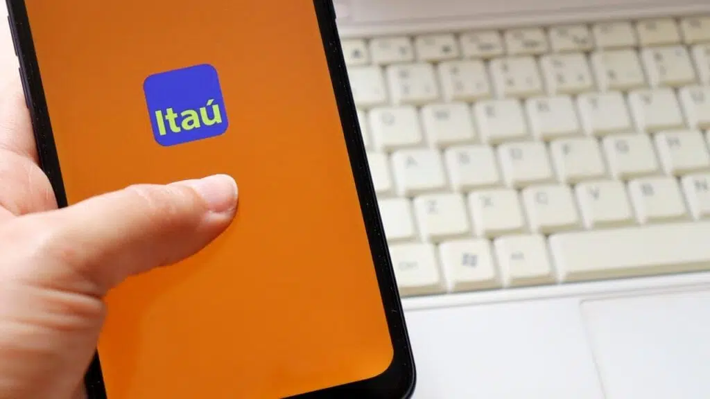 App do itaú fora do ar registra saques e depósitos indevidos