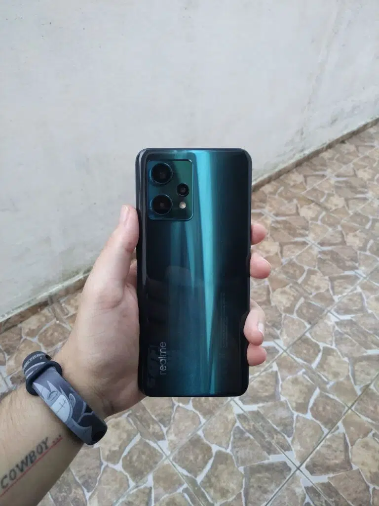 O design do realme 9 pro plus é muito bonito e interessante