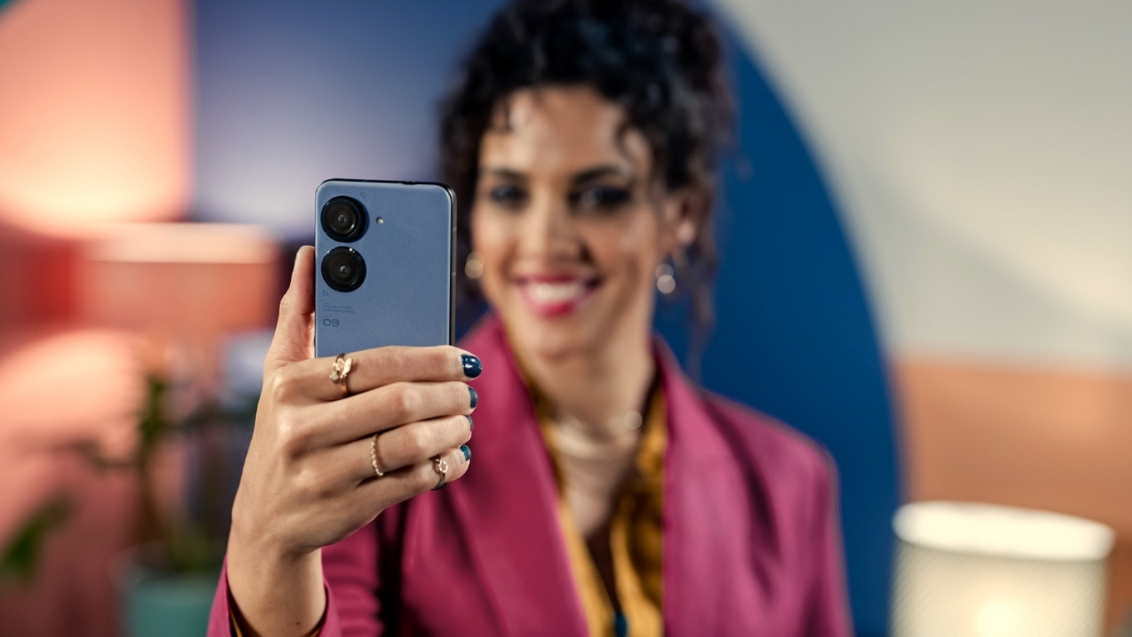 Zenfone 9 chega ao brasil com câmera de 50mp da sony. O novo smartphone da asus, o zenfone 9, promete entregar muita tecnologia aos usuários. Uma novidade é o botão lateral para deslizar a tela. Vem conferir!