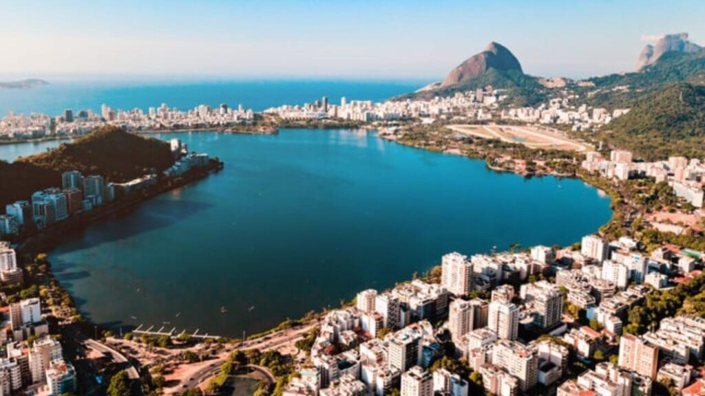 Os 30 melhores pontos turísticos para visitar no rio de janeiro. Superestimado ou imperdível? Separamos os melhores lugares para conhecer no rio de janeiro para ajudar os interessados a montar um tour completinho pela cidade