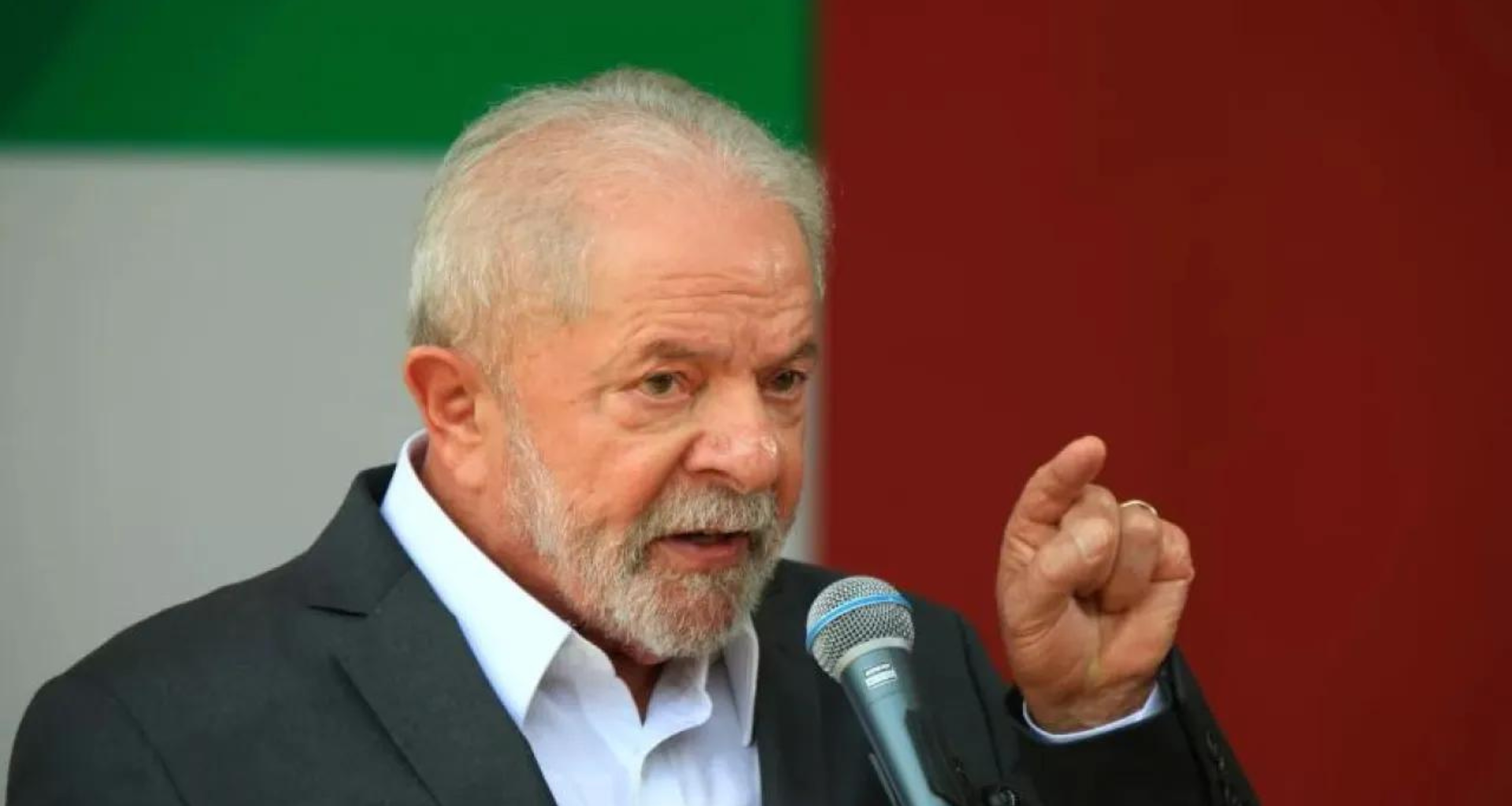 Lula defende regulação de redes sociais em fórum da unesco. Presidente citou ataque à praça dos três poderes e pandemia de covid-19 como exemplos para acelerar regulação de redes sociais em países mundo afora.