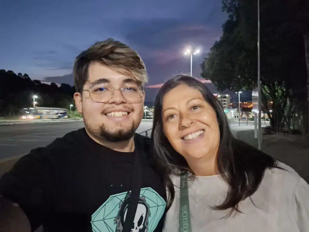 Selfie tirada com o galaxy a54 à noite