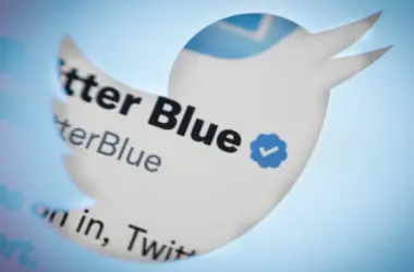 Enquetes do twitter serão exclusivas para usuários twitter blue. Algoritmo da rede social também recomendará apenas contas twitter blue na aba para você. Novidades vêm sendo criticada por especialistas