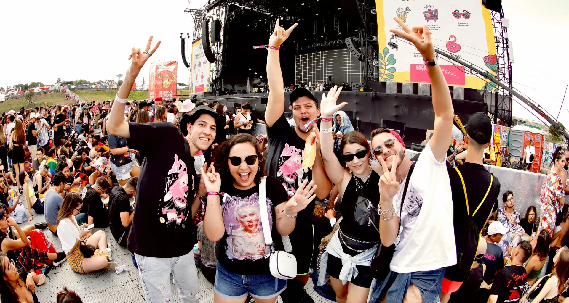 Como encontrar amigos no Lollapalooza e outros festivais