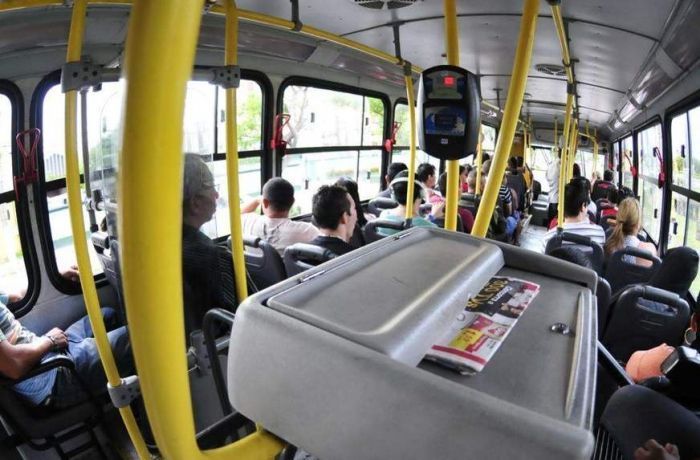 Catraca de ônibus vazia