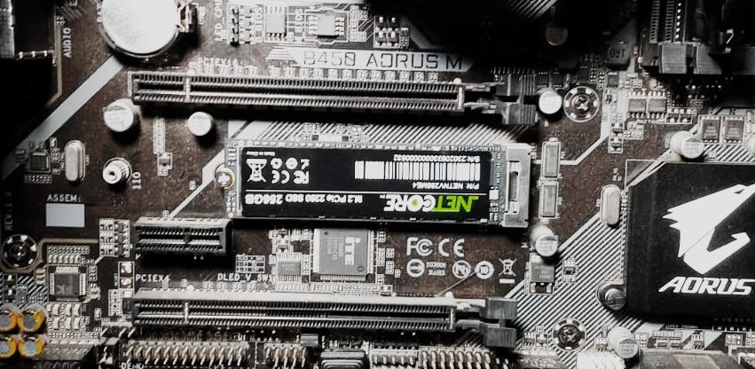 Review: ssd 256gb netcore m. 2 2280 pcie nvme, vale a pena?. Apesar de nova no mercado brasileiro, a netcore lançou um ssd que supera as expectativas e cobrando um preço super justo. Vem ver