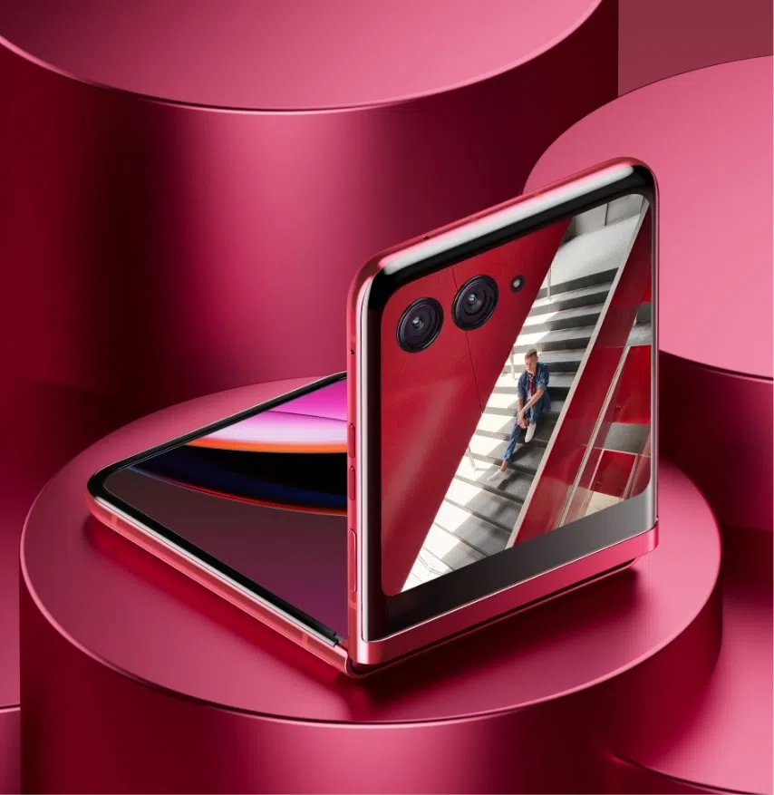 Motorola lança os dobráveis razr 40 e razr 40 ultra no brasil. Motorola pretende se destacar no mercado de smartphones dobráveis com os novos razr 40 ultra e razr 40, equipados com precessadores snapdragon