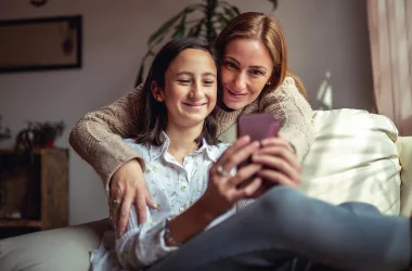 Tiktok mostra ferramentas de segurança de jovens. Rede social deu dicas para aumentar controle parental e o que tem feito para manter menores de idade em total segurança