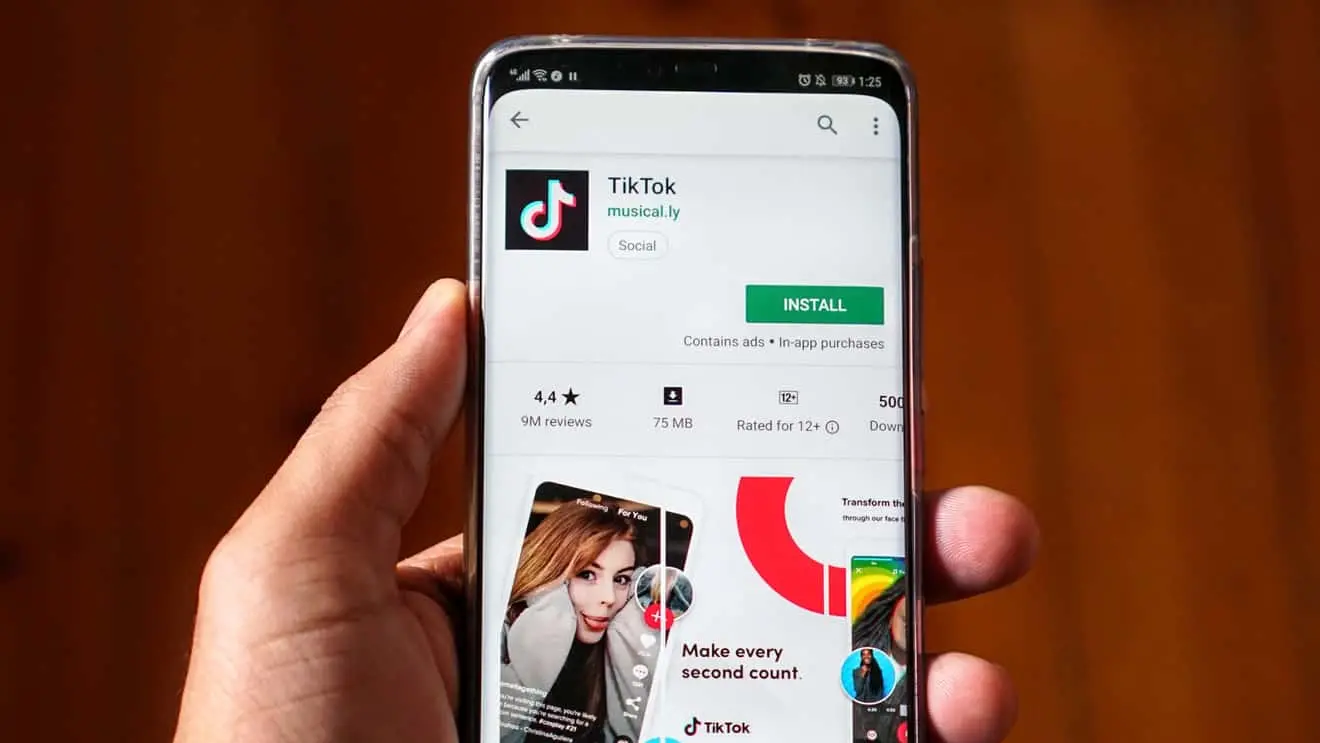 Tudo que você não sabia sobre o tiktok. Se você quer saber como funciona o algoritmo do tiktok, ou até mesmo como surgiu a logo do aplicativo, confira essas e outras curiosidades aqui!