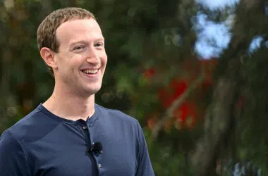 Mark zuckerberg está construindo um bunker secreto no havaí. Projeto de ceo possui duas mansões, meia dúzia de prédios e 5. 000 metros quadrados; saiba mais