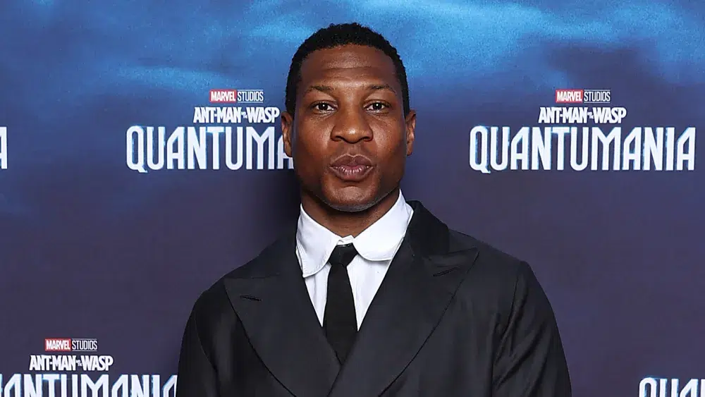 Jonathan majors demitido da marvel