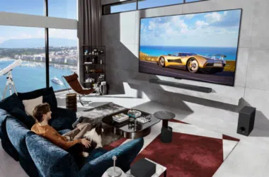 Ces 2024: lg mostra tv sem fios oled m4 e novas linhas b4, c4 e g4 para 2024. Modelos serão vendidos em 2024 e contam com novas tecnologias, como micro lens array e taxa de atualização de 144hz. Confira as especificações de cada linha